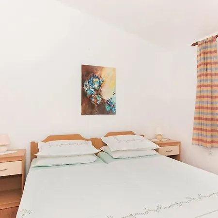 Family Friendly Seaside Kanica, Rogoznica - 4269 Apartament *
