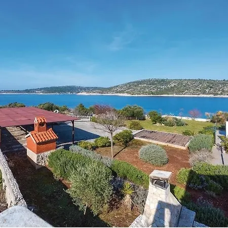 Family Friendly Seaside Kanica, Rogoznica - 4269 Apartament *