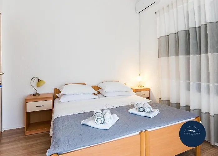 Daire Family Friendly Seaside Kanica, Rogoznica - 4269 Ražanj